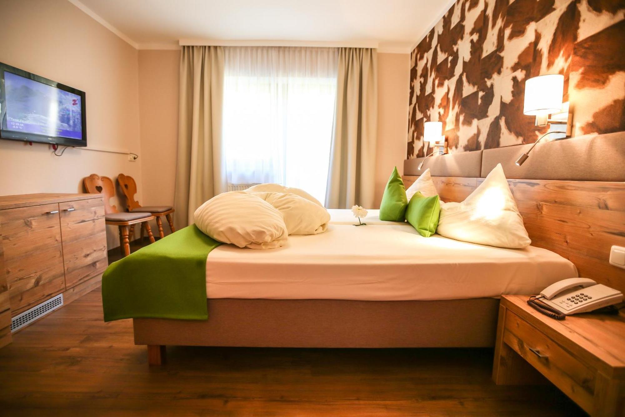 Hotel Landhaus Carla Mayrhofen Quarto foto